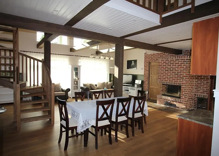 Villa Dirhami Dirhami